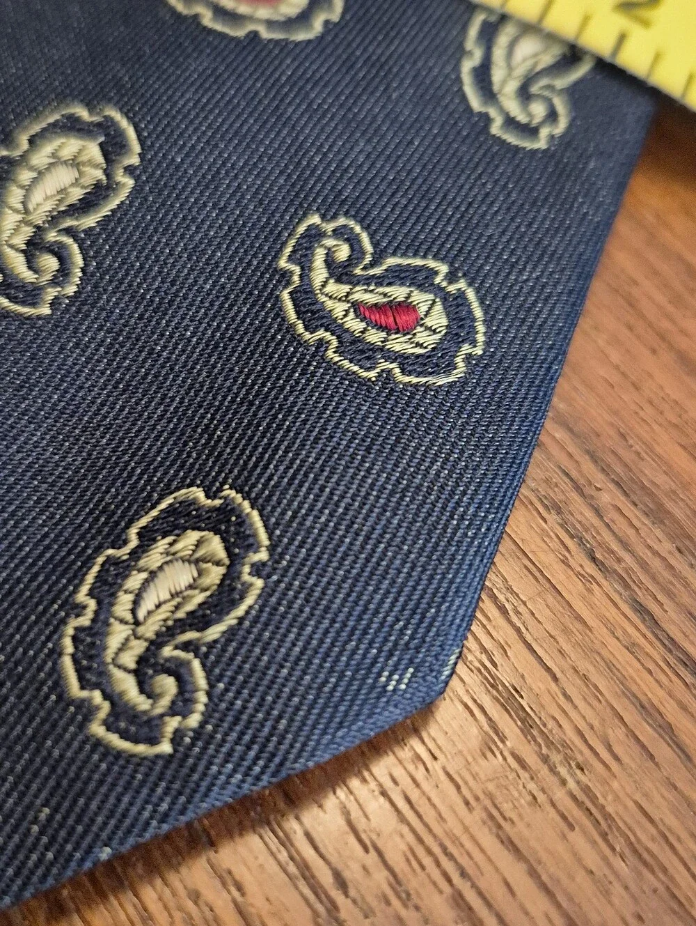 Vintage 60s Narrow Navy Paisley Tie